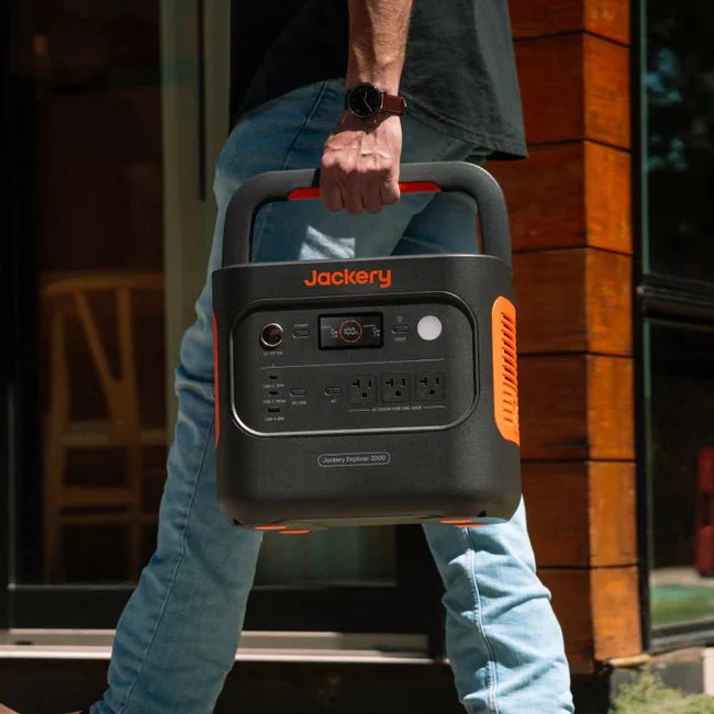 2 x Jackery Solar Generator 2000 v2 + 2 x SolarSaga 200W Portable Solar Panel - Image 6