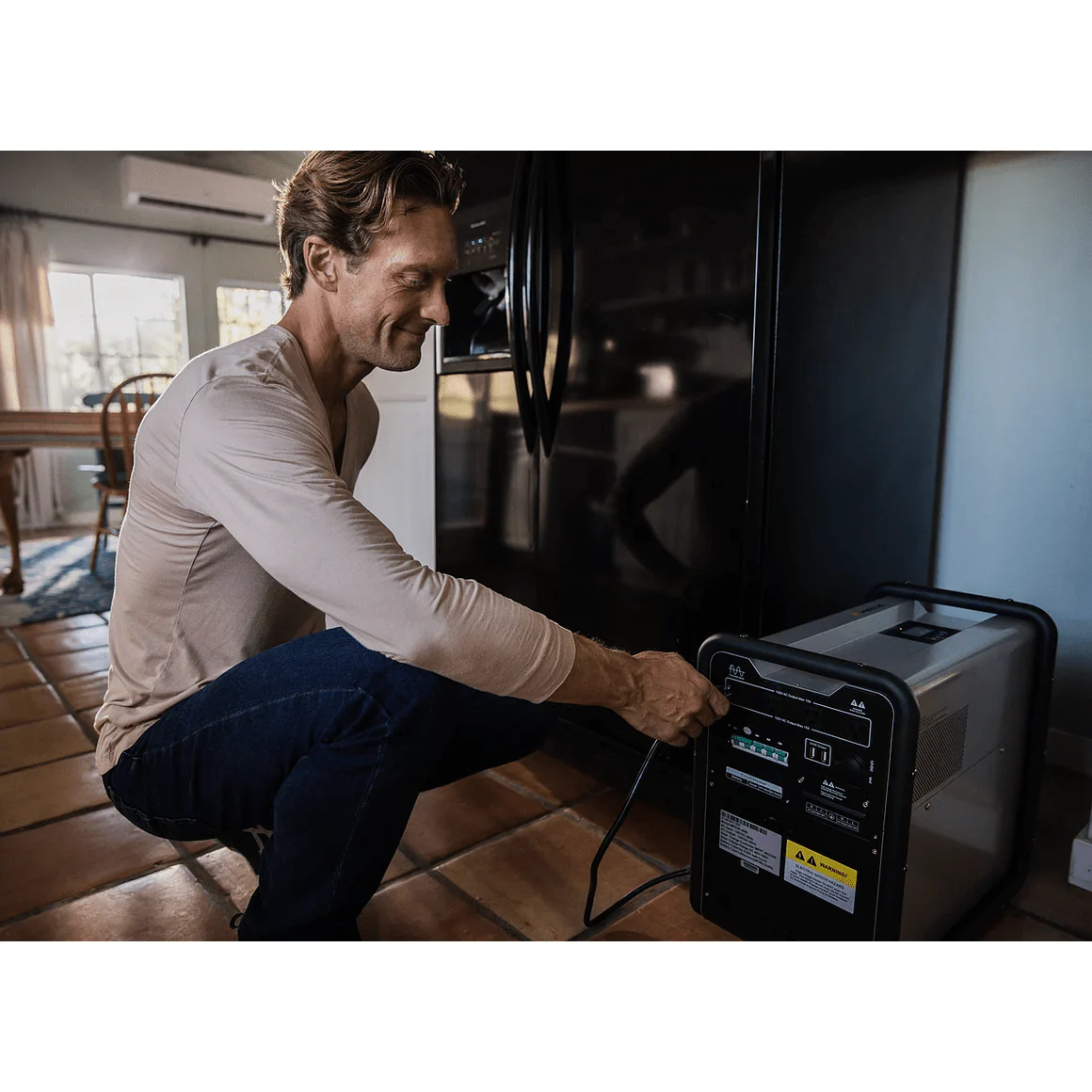 Hysolis MPS 4500wH / 3000W Solar Generator Lithium Battery Power Station - Image 8